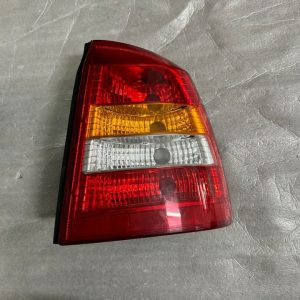 CALAVERA TRASERA DERECHA OPEL ASTRA 2018 084421934RF