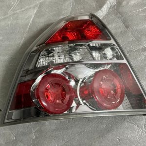 CALAVERA TRASERA IZQUIERDA CHEVROLET AVEO 2007-2011 FCN9902