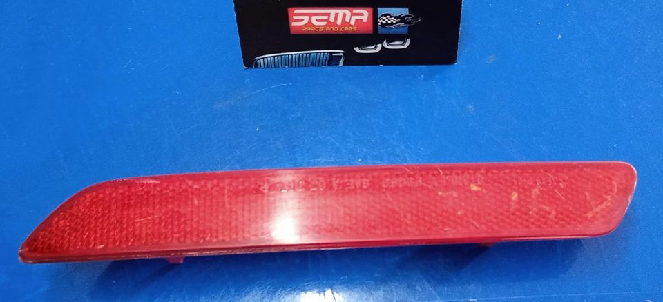 REFLECTOR DE LUZ TRASERA DERECHA HONDA MK3 2010 P9069