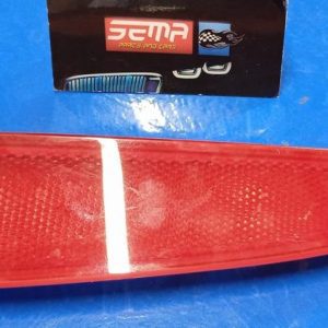 REFLECTOR DE LUZ TRASERA DERECHA TOYOTA YARIS 2012-2014 52164-52100