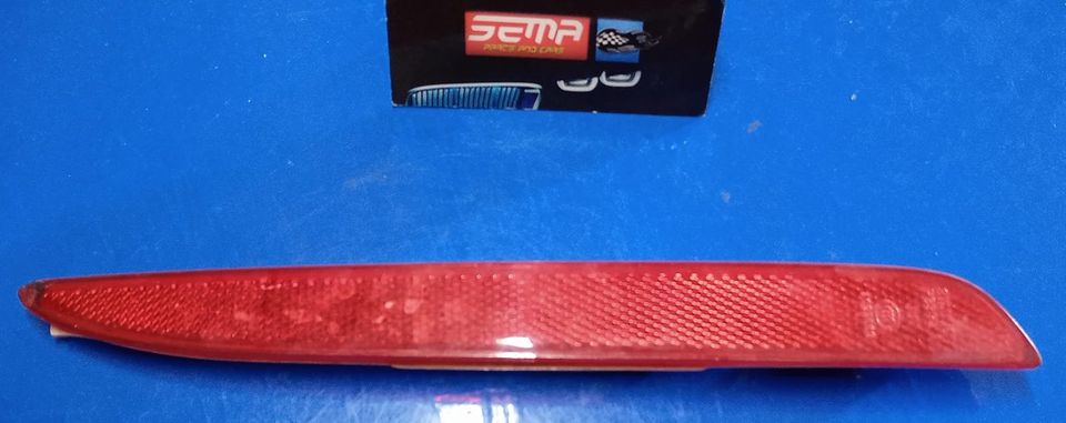 REFLECTOR DE LUZ TRASERA IZQUIERDA MAZDA 3 2010-2013 K2442 BBM4 515L0