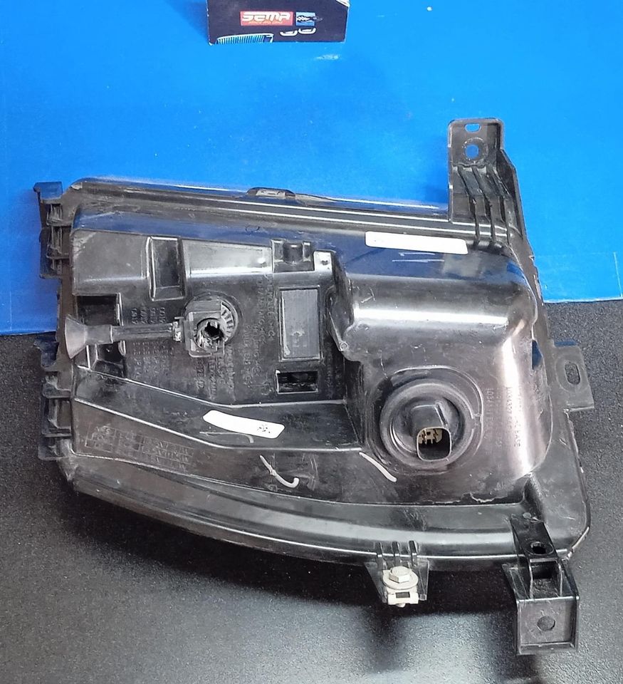 FARO ANTINIEBLA DELANTERO DERECHO TESLA MODEL X 2016-2020 1034327-00-C - Imagen 2