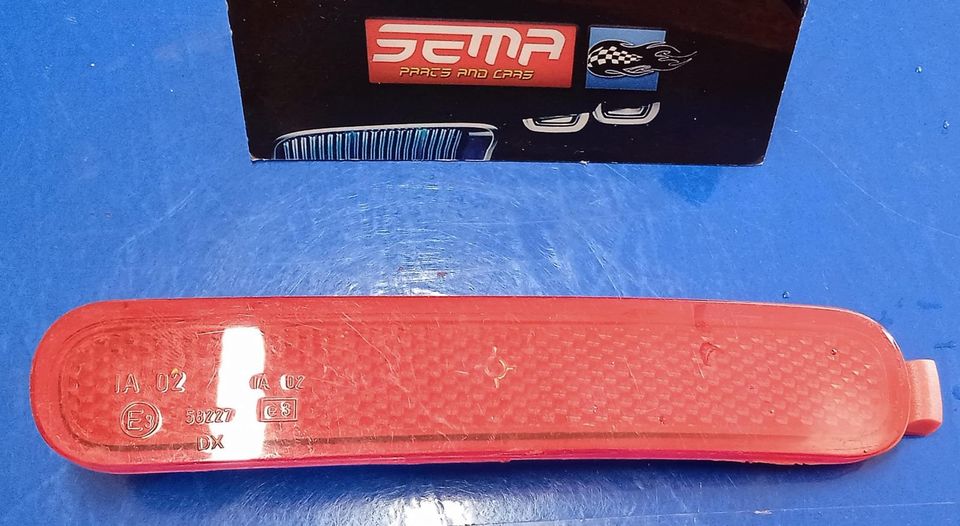 REFLECTOR DE LUZ TRASERA DERECHA FIAT SIENA 2001-2007 46795482