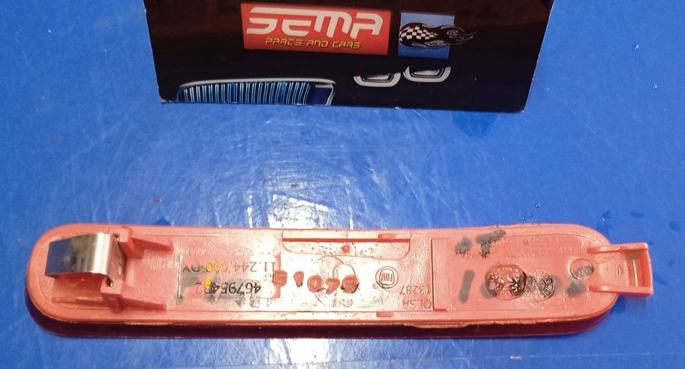 REFLECTOR DE LUZ TRASERA DERECHA FIAT SIENA 2001-2007 46795482 - Imagen 2