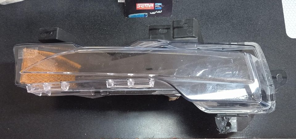 FARO ANTINIEBLA DELANTERO DERECHO TESLA MODEL 3,Y 2020-2023 6002TA0404