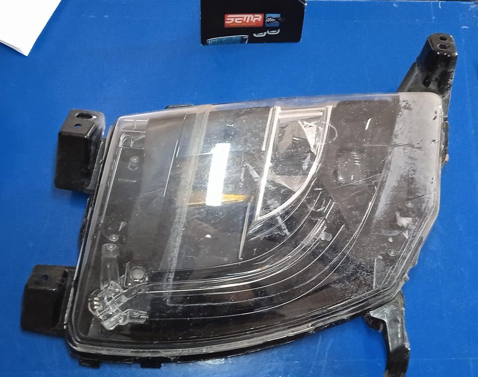 FARO ANTINIEBLA DEANTERO DERECHO TESLA MODEL S 2012-2021 00132688