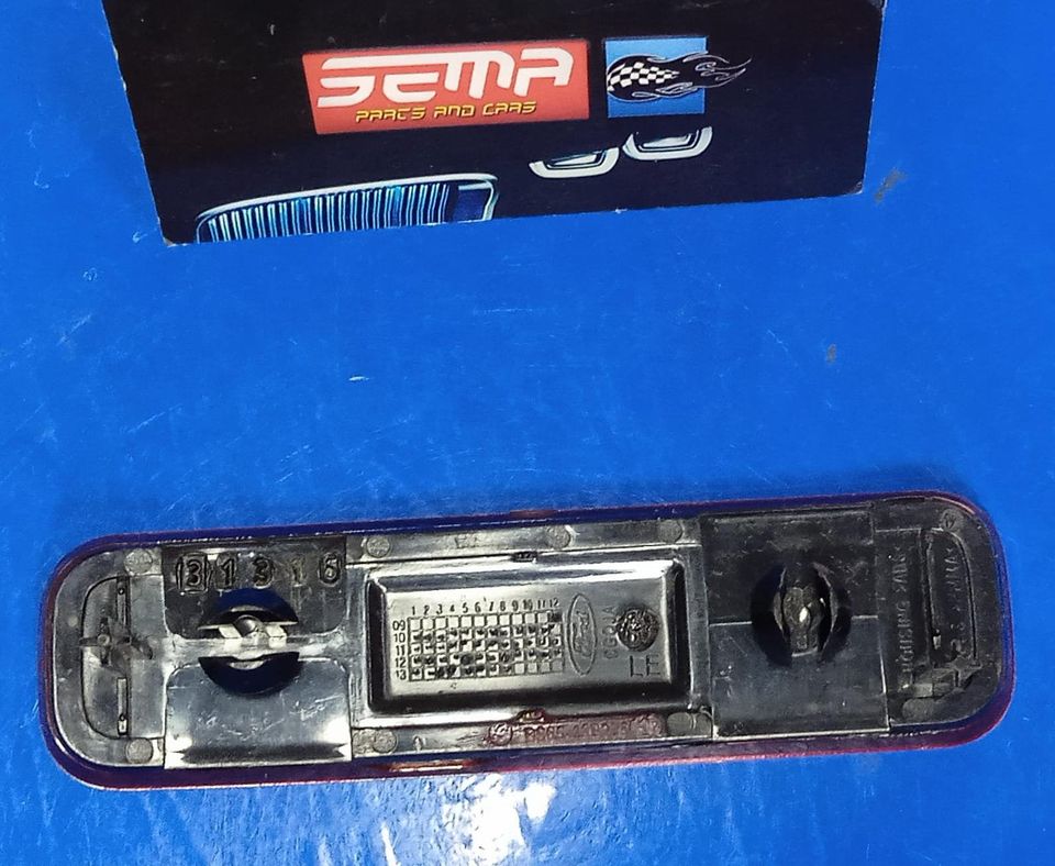 REFLECTOR DE LUZ TRASERA IZQUIERDA FORD FIESTA 2010-2014 BS65-13B235 - Imagen 2