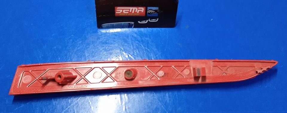 REFLECTOR DE LUZ TRASERO DERECHO HYUNDAI ACCENT 2017 90191272 - Imagen 2