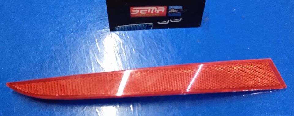 REFLECTOR DE LUZ TRASERO DERECHO SEAT IBIZA 2013-2016 6J4.945.106