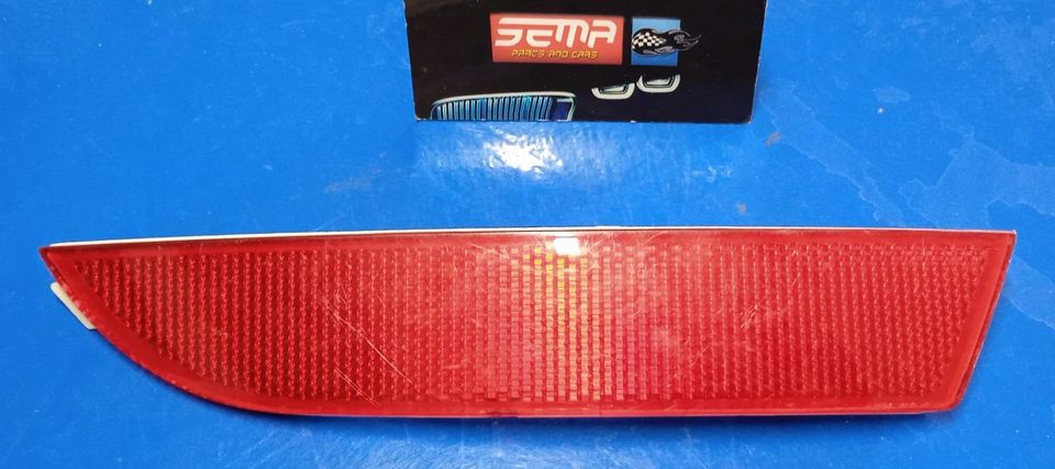 REFLECTOR DE LUZ TRASERA IZQUIERDA SEAT LEON 2006-2013 1P0 945105 E