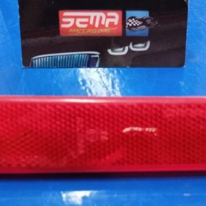 REFLECTOR DE LUZ TRASERA IZQUIERDA DODGE ATTITUDE 2015-2019 8355A081
