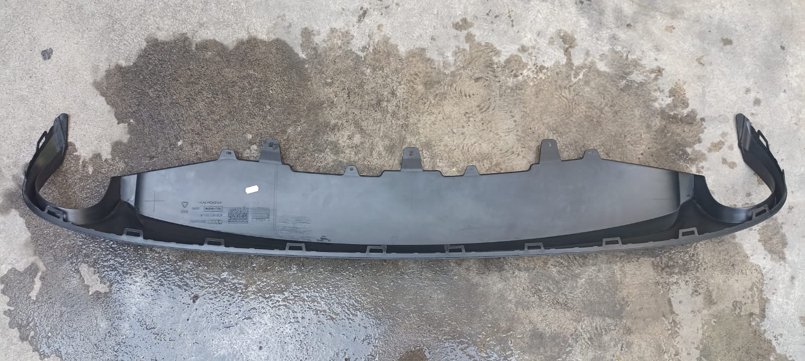 SPOILER TRASERO INFERIOR AUDI A6 2017-2018 ORIGINAL 4G0-807-521-A - Imagen 2