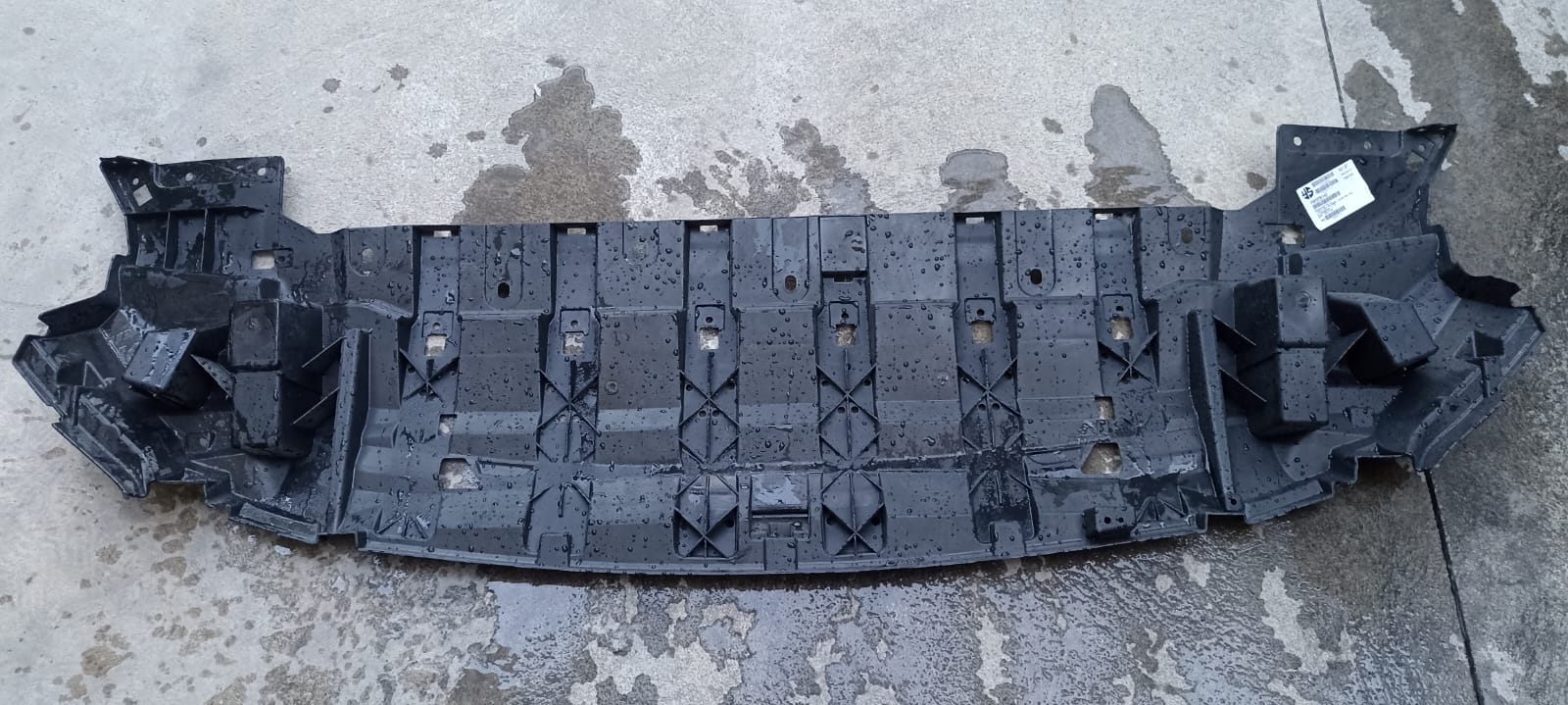 TOLVA INFERIOR RADIADOR FORD ESCAPE 2013-2016 TAIWAN FO1228143 - Imagen 2