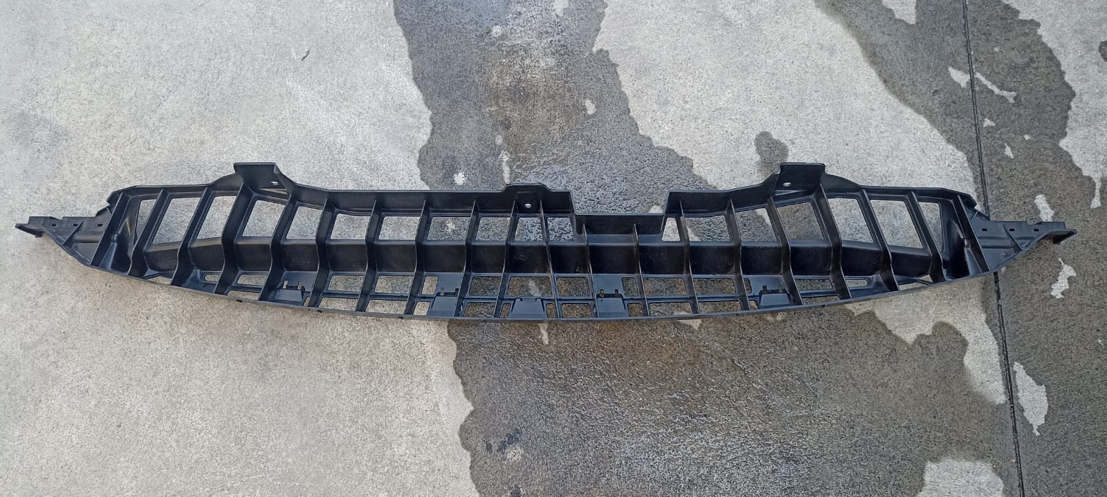SOPORTE CENTRAL TRASERO LAND ROVER RANGE ROVER SPORT 2018 ORIGINAL DK62-17B861-AB - Imagen 2