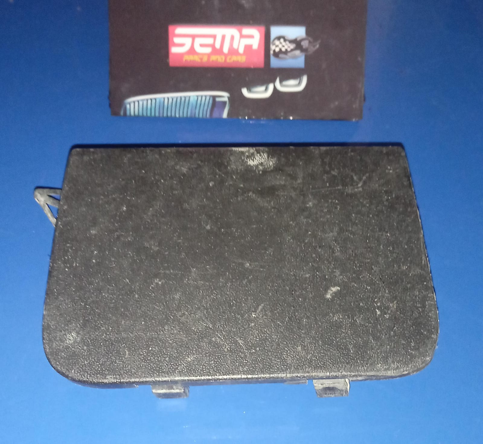 Tapa tirón FR(Delantera) Nissan March 2014-2018 622A0 9LE0A