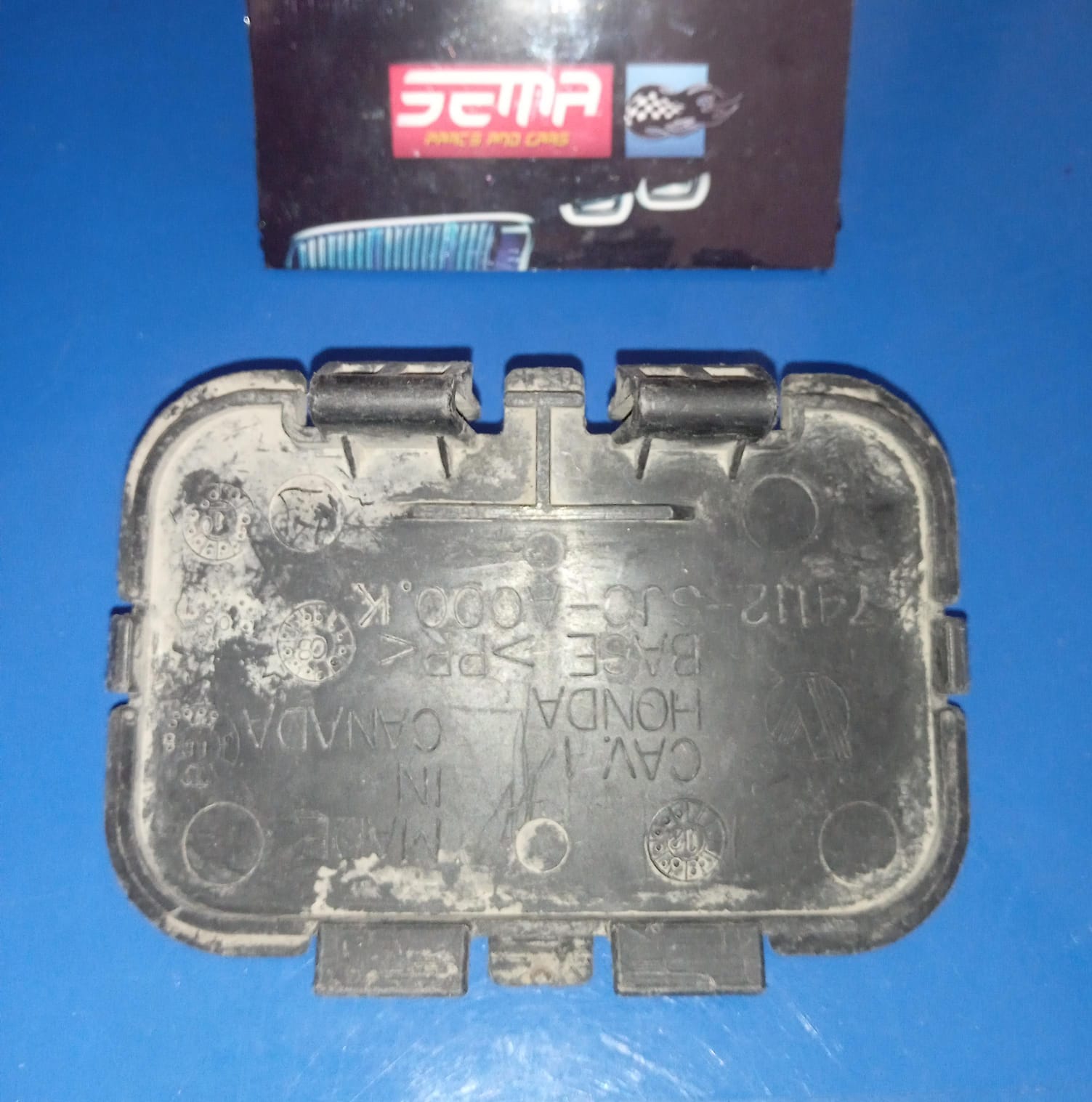 Tapa de acceso al drenaje del radiador Honda Ridgeline 2009-2014 74112-SJC-A000.K - Imagen 2
