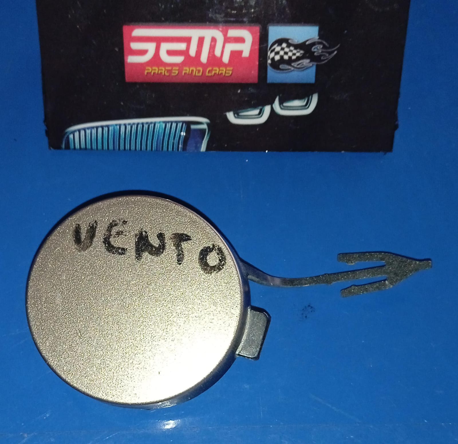 Tapa tirón FR(Delantero) VW Vento 2014-2019 6RF.807.241