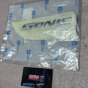 EMBLEMA CROMO CHEVROLET SONIC 2012 42441809