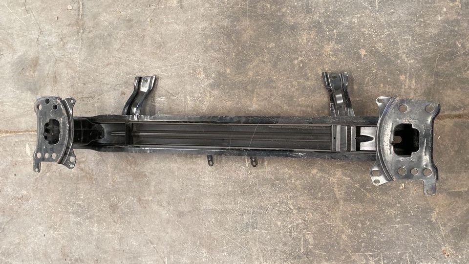 REFUERZO DELANTERO VOLKSWAGEN PASSAT 2005-2010 VW-00413 - Imagen 2
