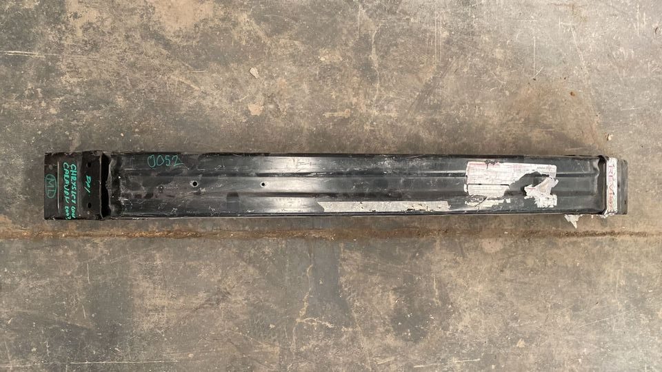 REFUERZO DELANTERO DODGE CHRYSLER CARAVAN 1001295 2001-2003