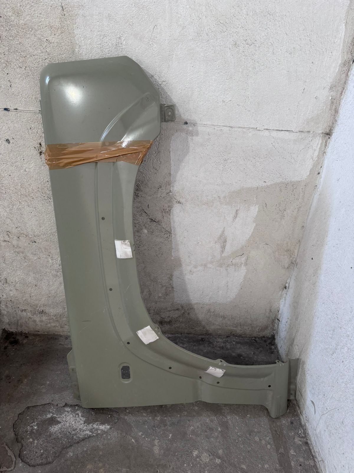 SALPICADERA DELANTERA DERECHA SUZUKI JIMNY 962725556 2021