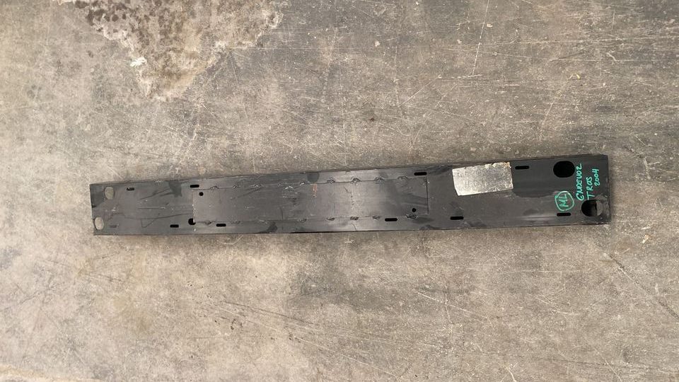 REFUERZO TRASERA MITSUBISHI ENDEAVOR F1001933 2004