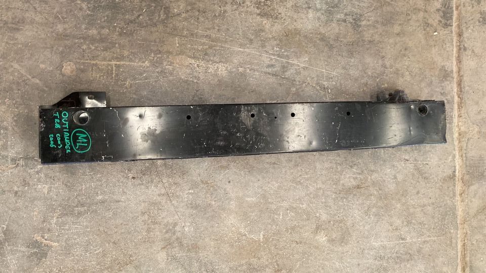 REFUERZO TRASERA MITSUBISHI OUTLANDER 8364124178 2003-2006