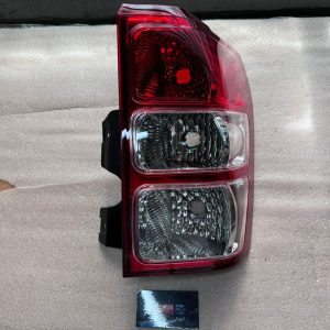 CALAVERA TRASERA DERECHA SUZUKI GRAND VITARA 2013-2017 35670-65J21