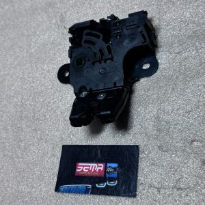 CERRADURA DE CAJUELA TRASERA CHEVROLET SONIC 2018-2020 687996079
