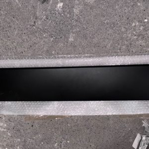 MOLDURA DE PUERTA DELANTERA IZQUIERDA SUZUKI SX4 2015-2017 77521-61M0