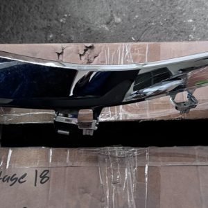 MOLDURA DE PARRILLA DELANTERA DERECHA MAZDA CX9 2016-2021 TK50-507J1
