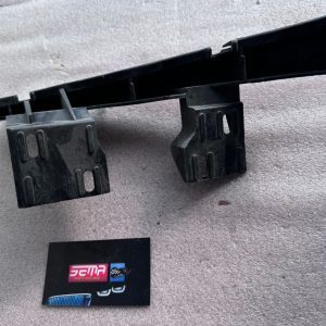 SOPORTE DE FARO DELANTERO DERECHO AUDI A3 2006-2008 4L0807334A
