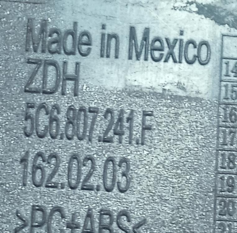 Tapa tirón FR(Delantera) VW Jetta 2015-2018 5C6.807.241.F - Imagen 4