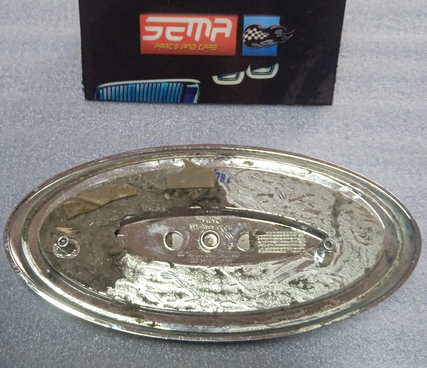 Emblema de tapa cajuela Kia Forte 2014-2016 86310-A7050 - Imagen 3