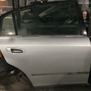 PUERTA TRASERA ALTIMA 2002-2005