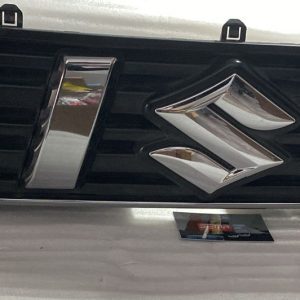PARRILLA CROMADA SUZUKI VITARA 2019-2021