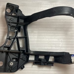 SOPORTE FARO DERECHO DODGE RAM 2013-2023