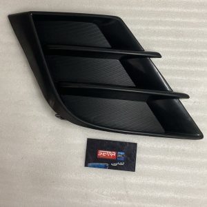 REJILLA DE FACIA DERECHA MAZDA3 2010-2011