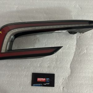 Calavera Izquierda Model 3 2024 (Usado)1691448