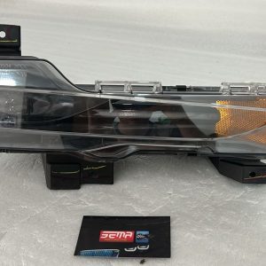Faro Antiniebla Derecho Tesla Model 3 2017-2023 (Usado)P1077392