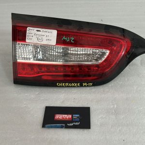 Intercalavera Izquierda Jeep Grand Cherokee 2014-2018 (Usado)68102921AC