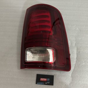 Calavera Derecha Dodge Ram 1500-2500-3500 2013-2018 (Usado)HSG63300472