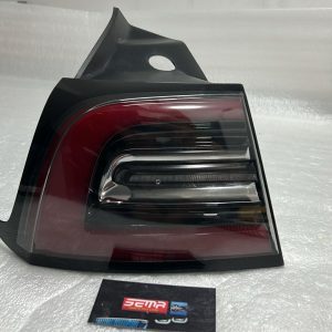 Calavera Izquierda Tesla Model 3 2017-2023 (Usado)1077397