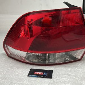 Calavera Izquierda Volkswagen Vento 2011-2016 (Usado)CVW011016