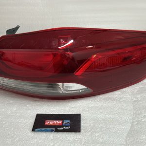 Calavera Derecha Hyundai Elantra 2017-2018 (Usado) 92404F30