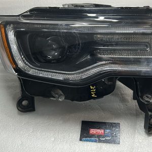 Faro Delantero Derecho Jeep Grand Cherokee 2019-2022 (Usado) 68426872D