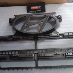 BASE DE EMBLEMA HYUNDAI CRETA 2018-2020 86532-A0500