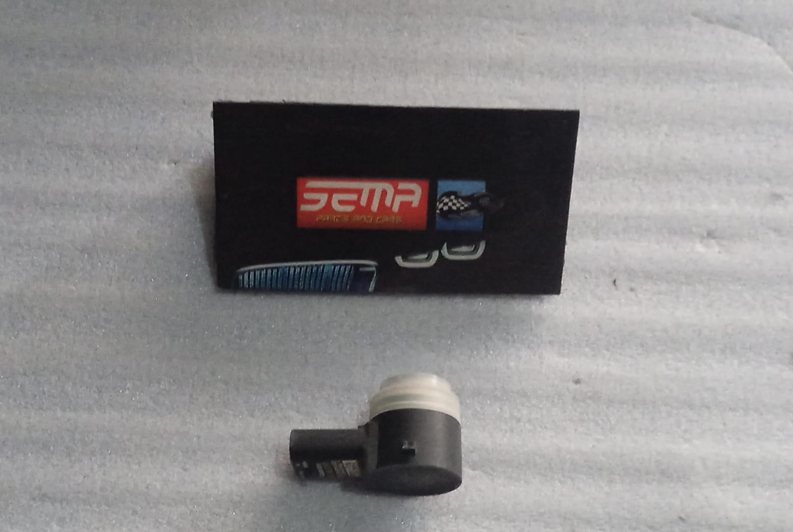 SENSOR DE REVERSA CHEVROLET ONIX 2021-2024 2627357941 - Imagen 2
