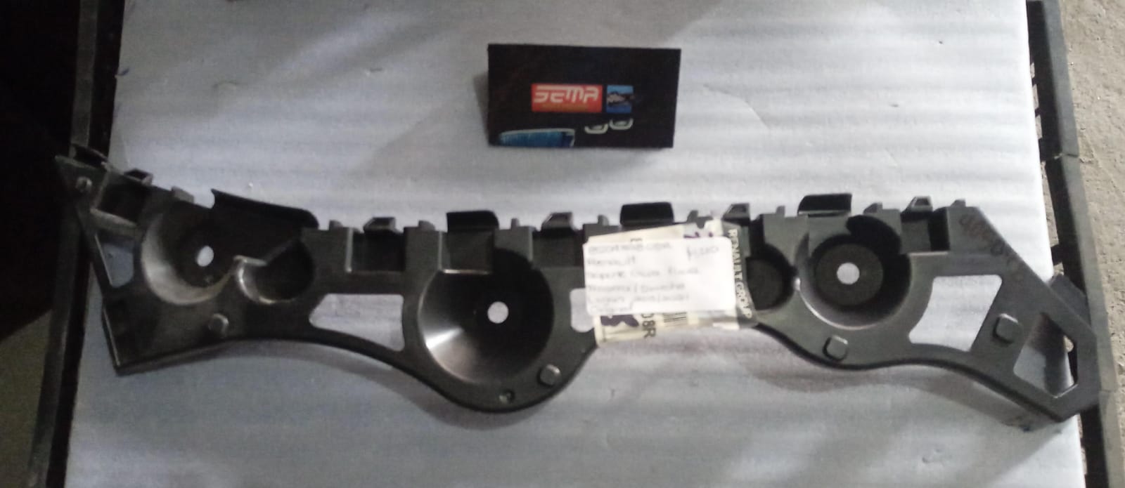 SOPORTE GUIA FACIA TRASERA DERECHA RENAULT LOGAN 2015- 2021 850459808R