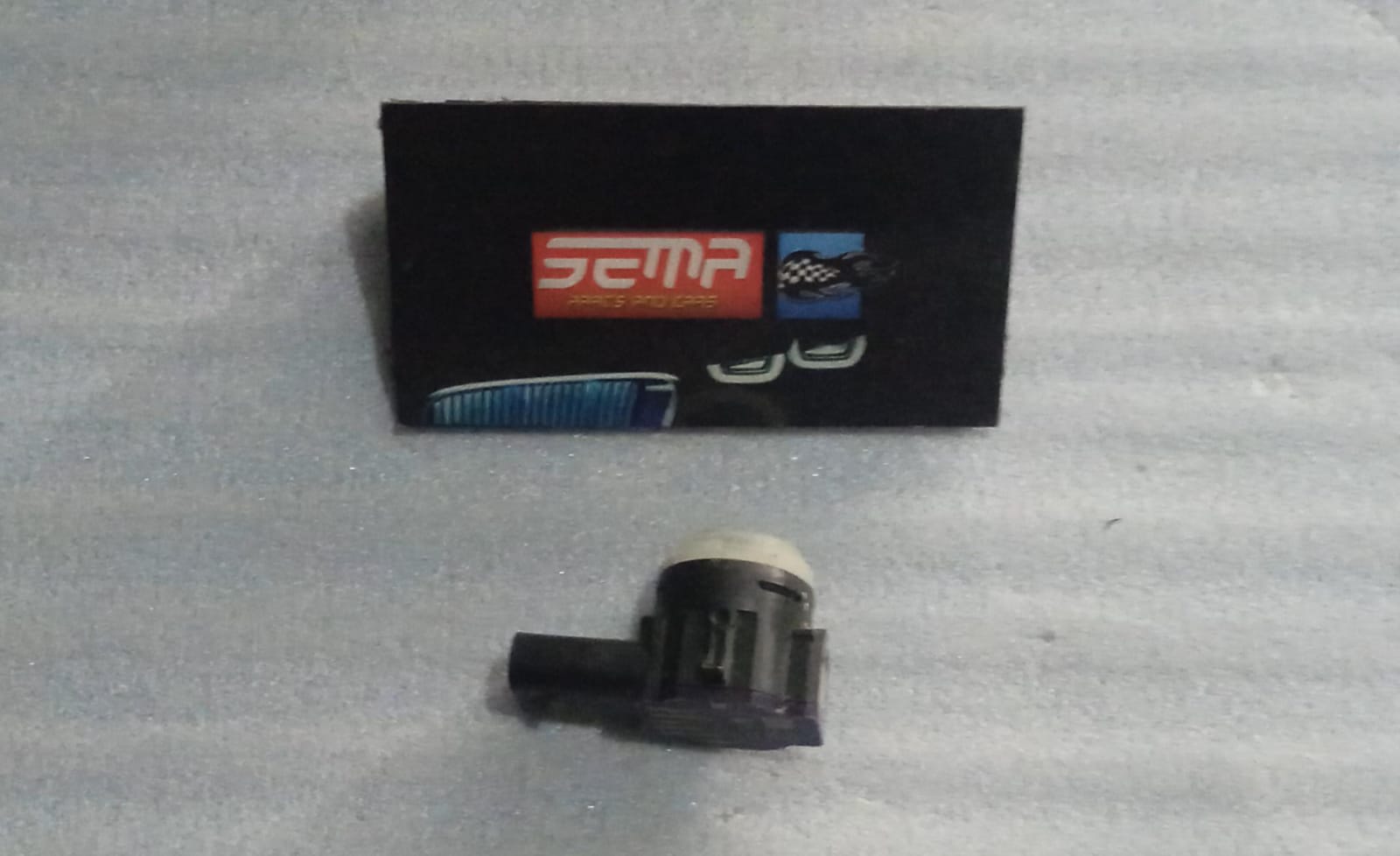 SENSOR DE REVERSA CHEVROLET ONIX 2021-2024 26273579 - Imagen 2
